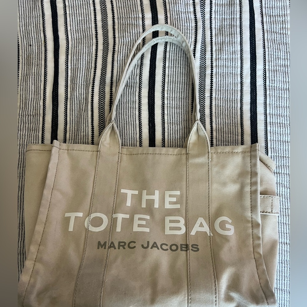 Marc Jacobs Large Beige Tote Bag